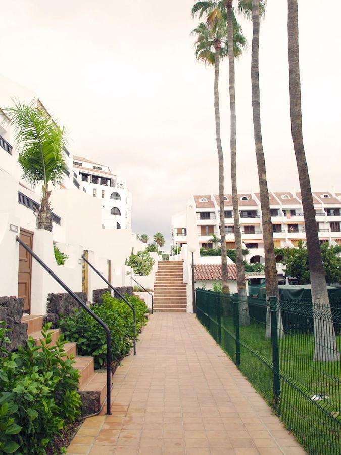 2 Min Walk To Beach - Private Solarium Bungalow Costa Adeje  Exterior foto